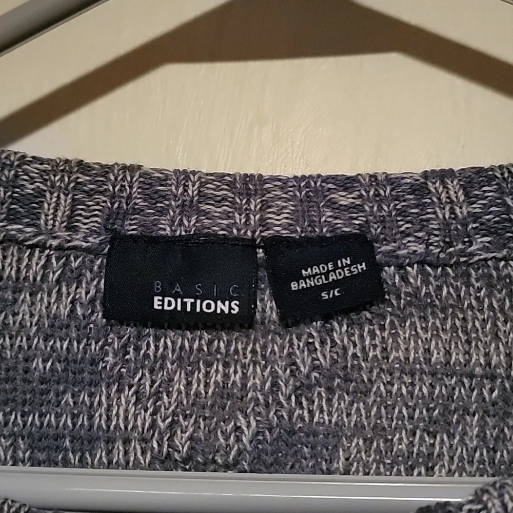 Blue and White Sweater - Picture 4 of 7